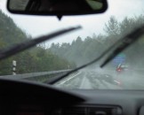 01_regenaufautobahn_medium