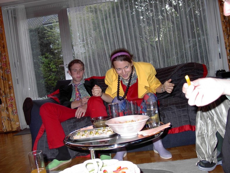 09_this_sarah_sofa_big