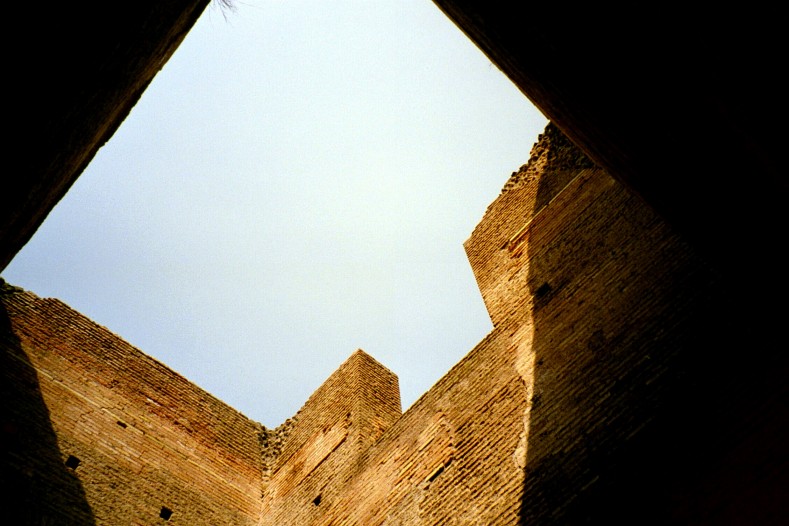 C005_03