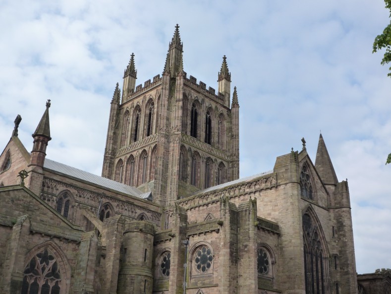 UK2010002