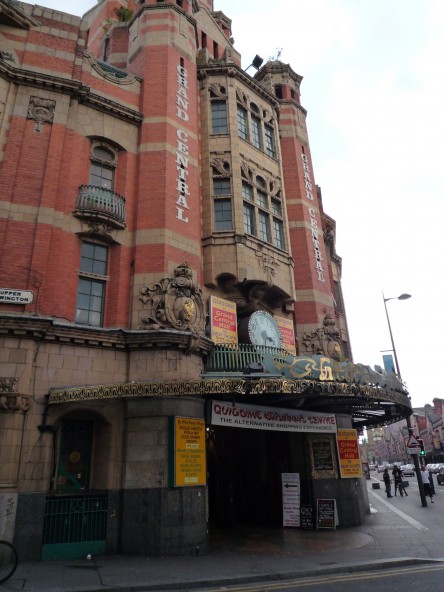 UK2010227