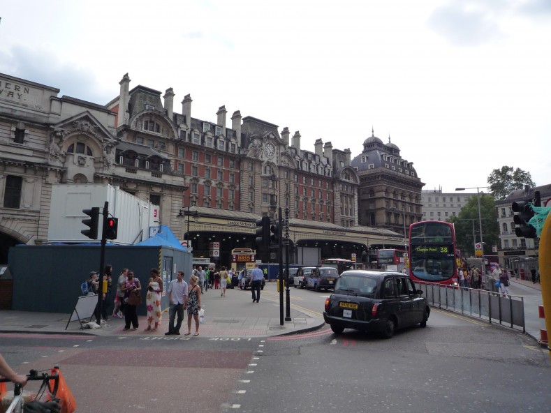 UK2010241