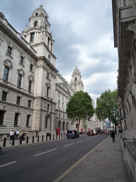 UK2010247
