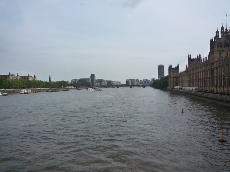 UK2010250