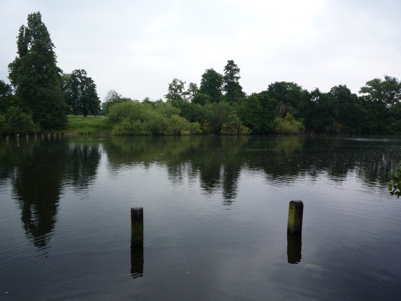 UK2010257