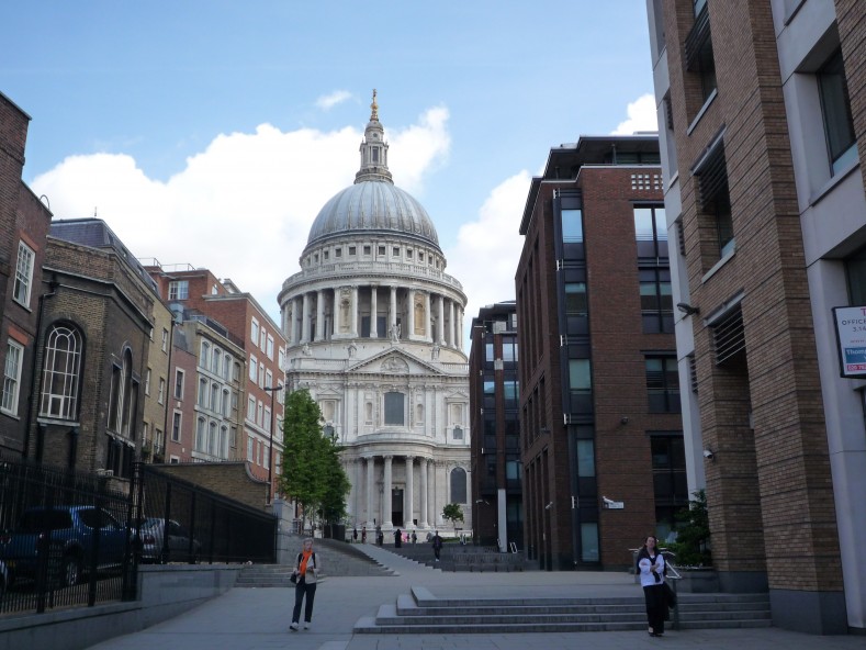 UK2010288